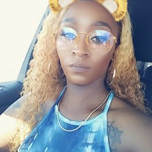 Meet your Posher, Sasha